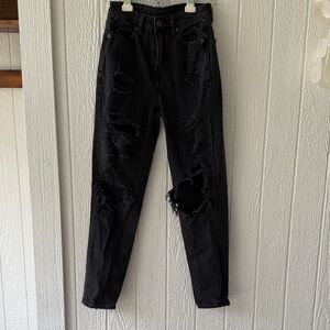 American Eagle Womens Distressed Black Mom Jeans sz 00